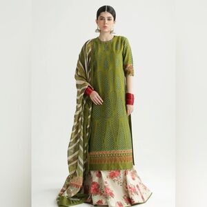 Zara Shahjahan Embroidered Green White Floral Salwar Kameez Kurti Dupatta